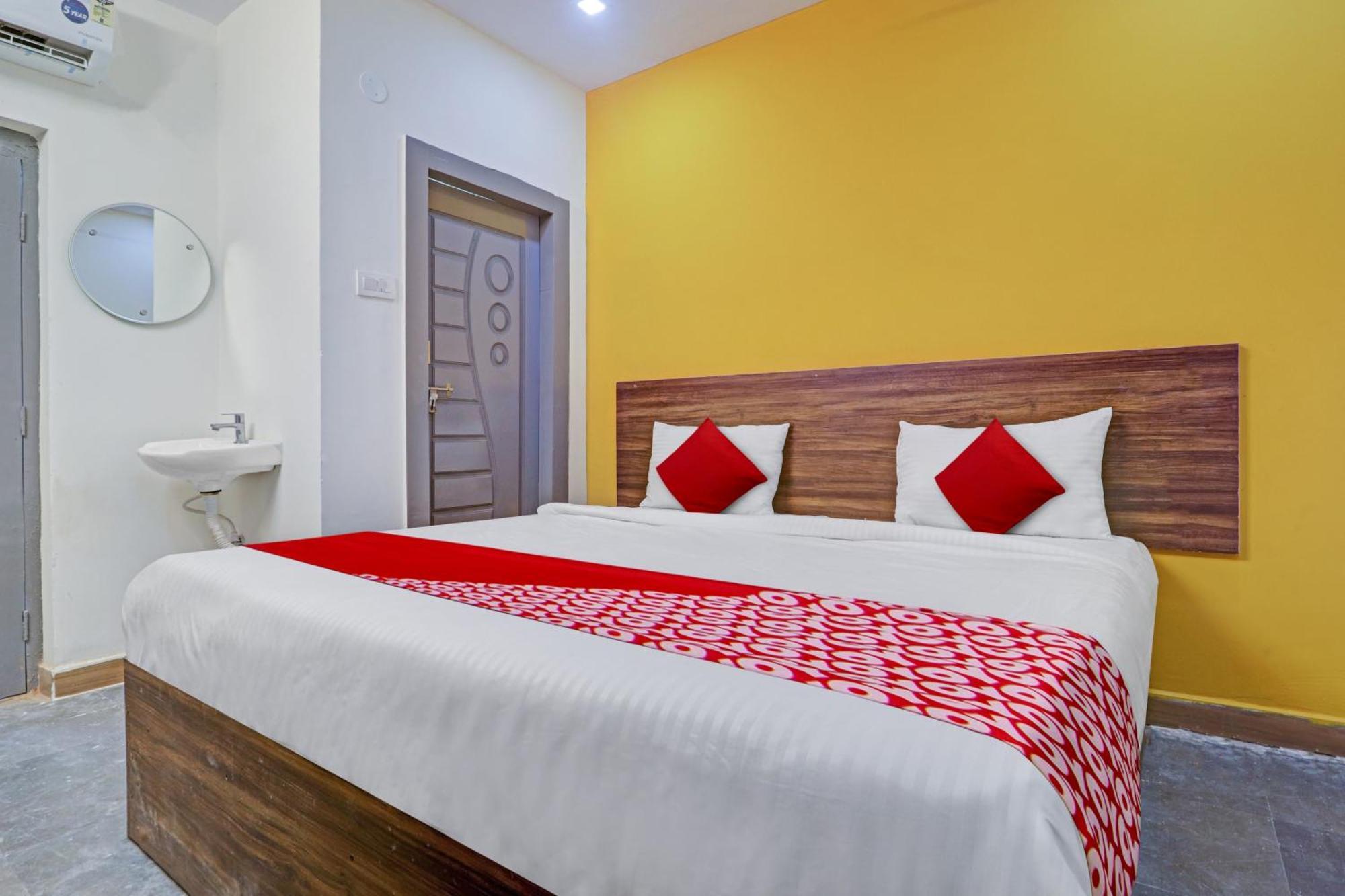 Hotel O Lavish Stay Sururnagar Buitenkant foto